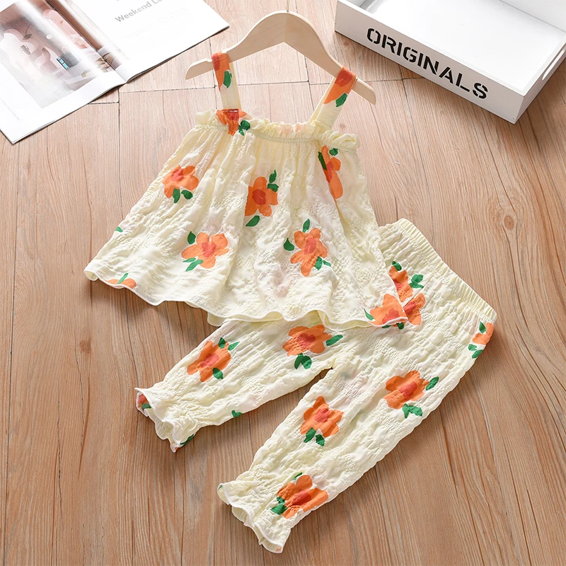 Korean Girls Suit Summer Children's Clothing 2022 Thin Breathable Flower Baby Suspenders Tanks Cropped Pants Two-piece Set
Korean Girls Suit Summer Children's Clothing 2022 Thin Breathable Flower Baby Suspenders Tanks Cropped Pants Two-piece Set