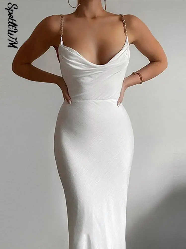 Women Chain Bodycon Midi Dress 2022 Sexy V Neck Backless Black Sleeveless Party Dresses Summer Female Elegant Beach Club Robe
Women Chain Bodycon Midi Dress 2022 Sexy V Neck Backless Black Sleeveless Party Dresses Summer Female Elegant Beach Club Robe