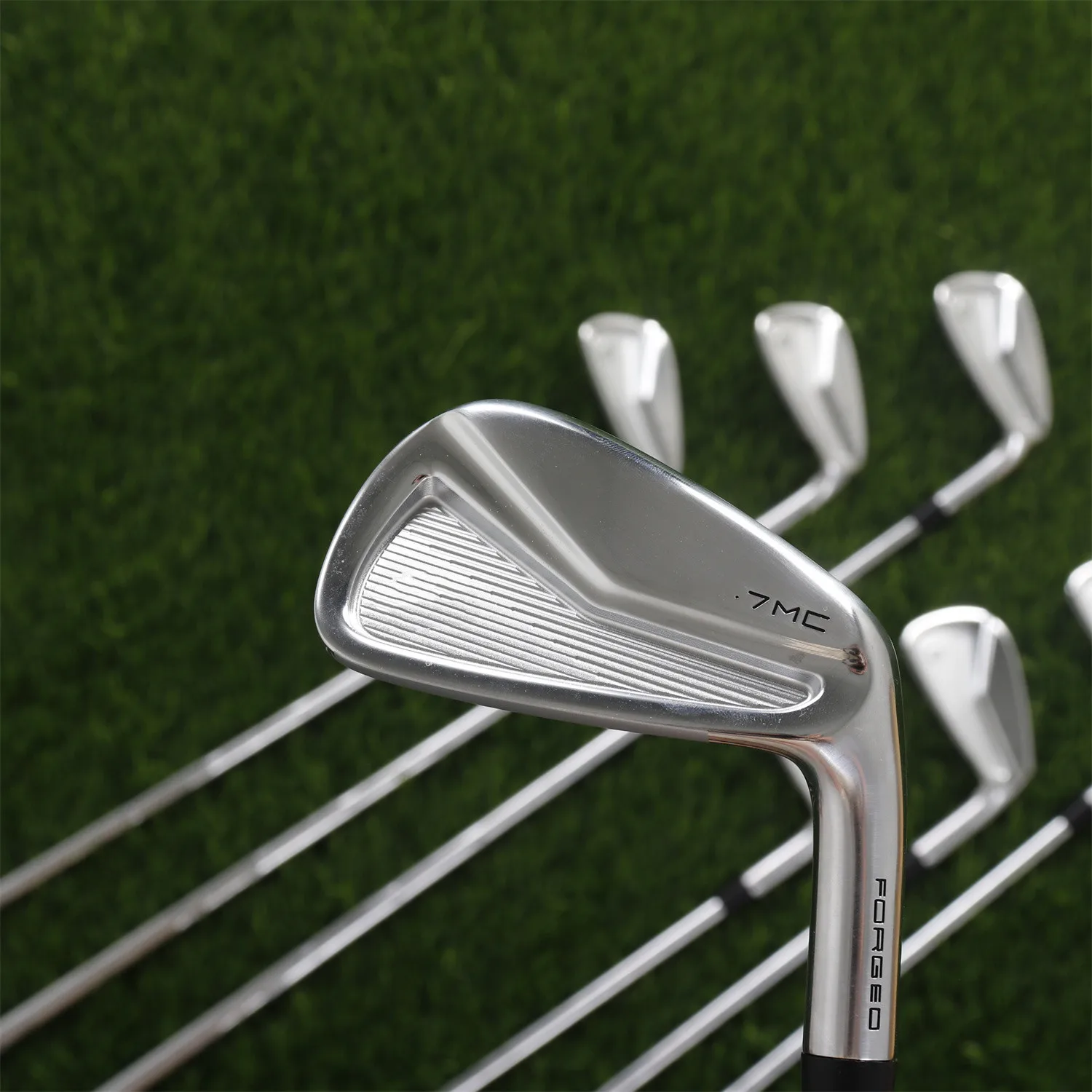 

Brand New Men's golf irons 7MC irons set (4 5 6 7 8 9 P ) Regular/Stiff Steel/Graphite Shafts Headcovers golf clubs