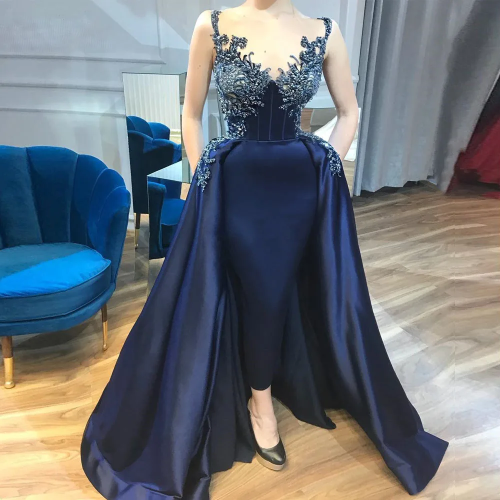 Royal Blue Deep V Neck Beaded Applique Sleeveless Banquet Party Evening Dress
Royal Blue Deep V Neck Beaded Applique Sleeveless Banquet Party Evening Dress