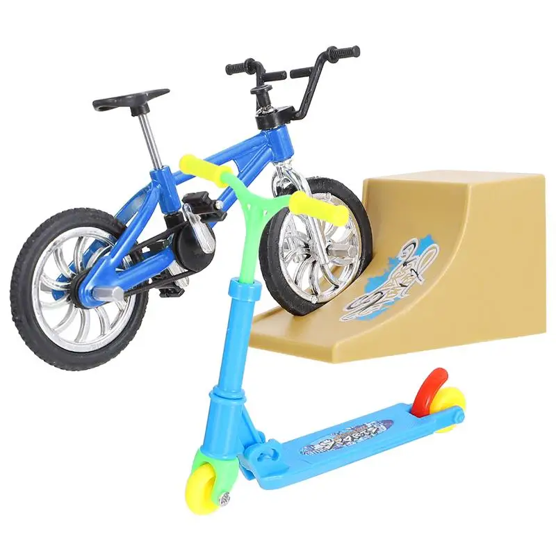 1 Set Mini Finger Toys Finger Bike Scooter Ramp Fingertip Sports Toys Home Decor 
1 Set Mini Finger Toys Finger Bike Scooter Ramp Fingertip Sports Toys Home Decor