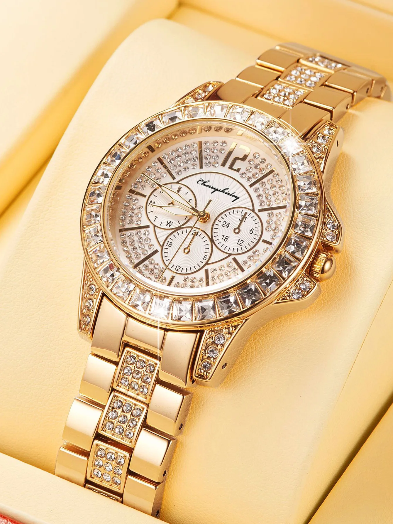 

Women's fashion diamond-studded sky Star luxury atmospheric rhinestone fake three-eye steel band large dial quartz watch