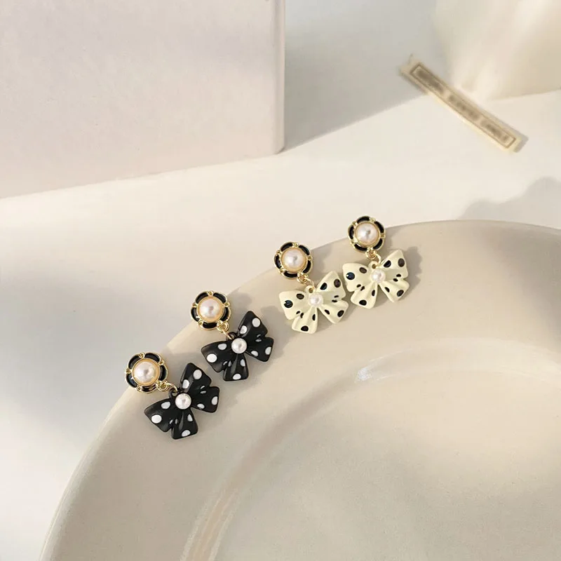 

Korean Earings Fashion Jewelry Statement Earrings Sweet And Cute Polka Dot Bow Earrings For Women Pearl Stud Earrings