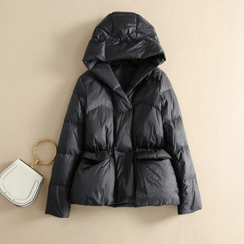 2021 Winter Women 90% White Duck Down Coat Short Thick Warm Puffer Jacket Female Casual Waterproof Slim Black Parkas
2021 Winter Women 90% White Duck Down Coat Short Thick Warm Puffer Jacket Female Casual Waterproof Slim Black Parkas