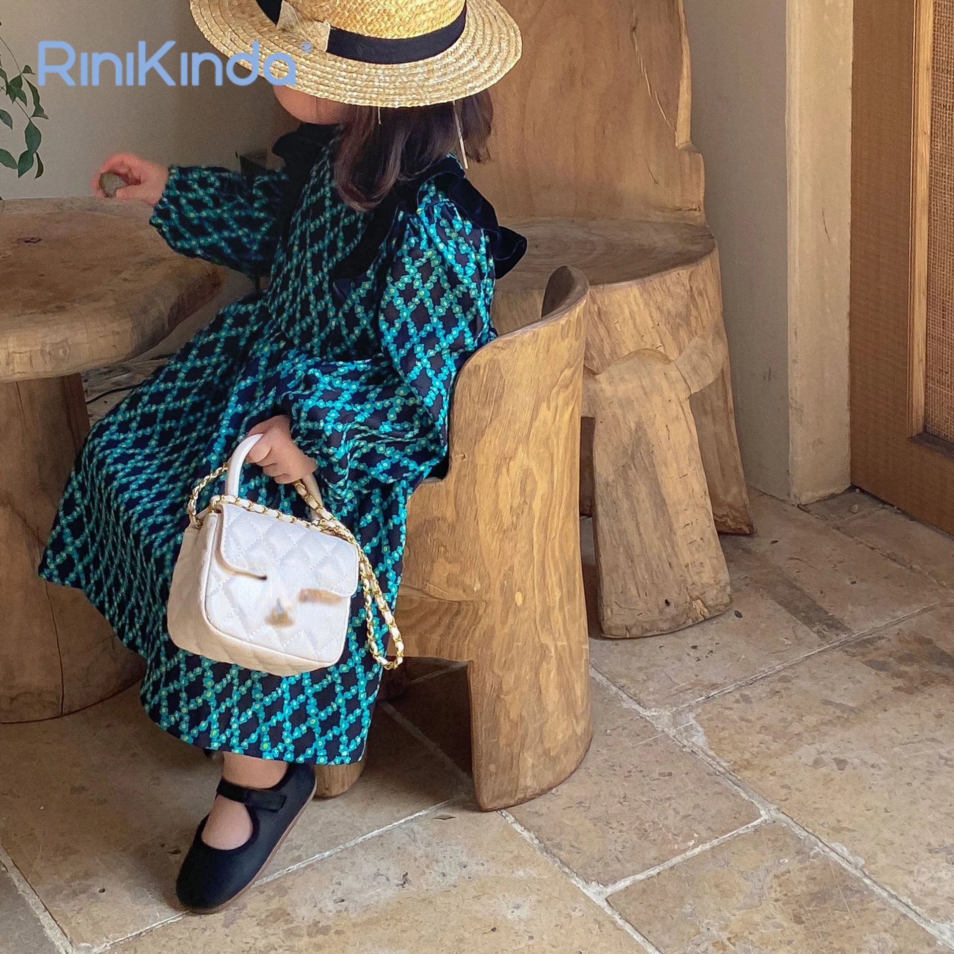 Kids Dresses for Girls 2023 New Girls Princess Dresses Spring Autumn Long Sleeve Print Fashion Children Loose Clothing
Kids Dresses for Girls 2023 New Girls Princess Dresses Spring Autumn Long Sleeve Print Fashion Children Loose Clothing
