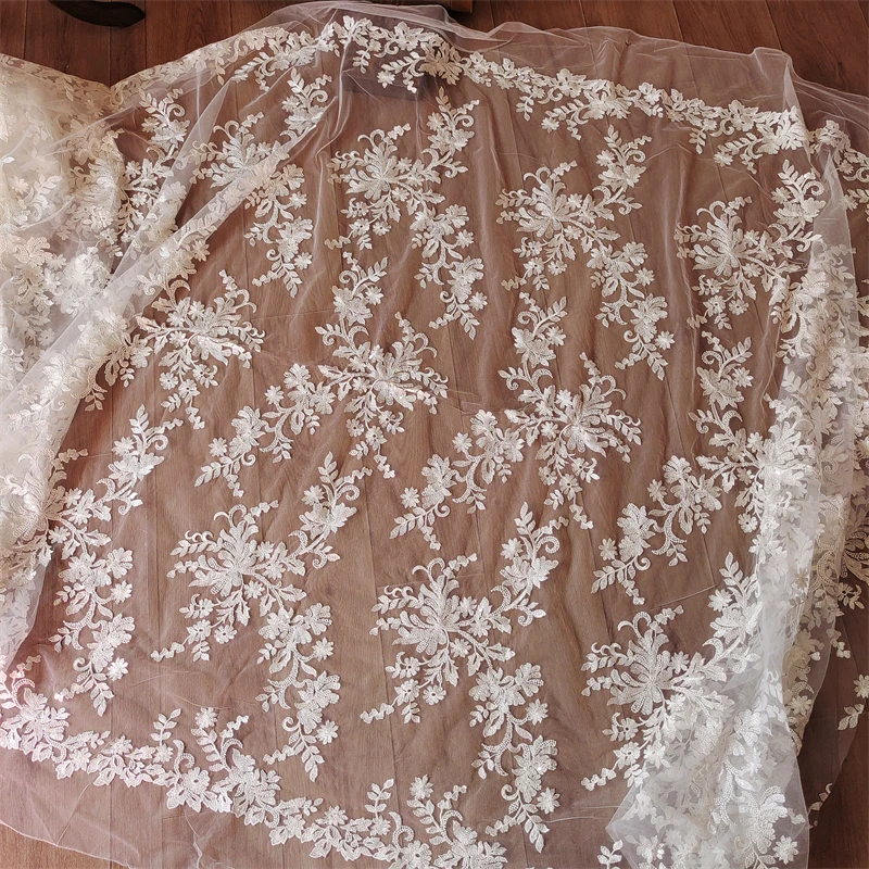 New White Sequined Mesh Bridal Lace Fabric Large Flower Lace Fabric Rayon Wedding Dress Clothing Auxiliary Materials DIY
New White Sequined Mesh Bridal Lace Fabric Large Flower Lace Fabric Rayon Wedding Dress Clothing Auxiliary Materials DIY