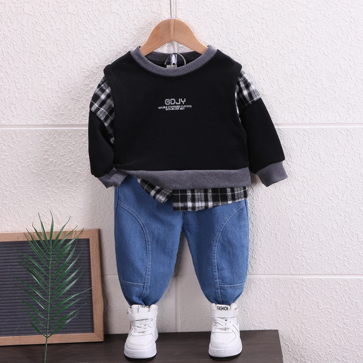 YMTY-Baby Clothes Toddler Boy Clothes-0-5 Years Old Autumn long-Sleeved Longs Suit Baby Printed Shirt Two-Piece Suit
YMTY-Baby Clothes Toddler Boy Clothes-0-5 Years Old Autumn long-Sleeved Longs Suit Baby Printed Shirt Two-Piece Suit