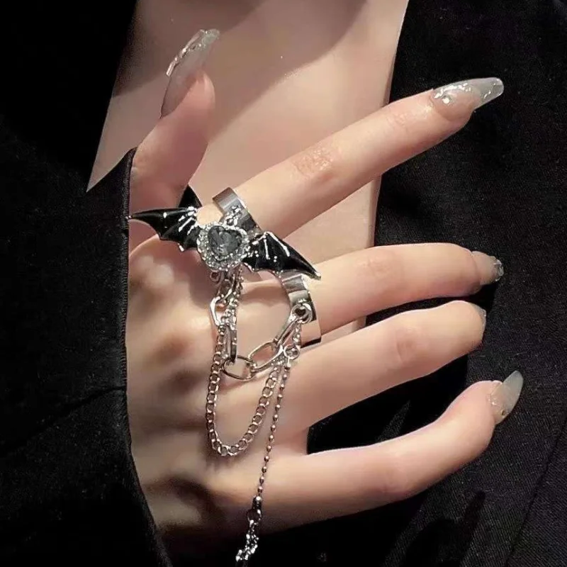 Gothic Devil Wings Ring for Women Y2k Love Crystal Rings Bowknot Cross Double Finger Ring Punk Stainless Steel Fashion Jewelry
Gothic Devil Wings Ring for Women Y2k Love Crystal Rings Bowknot Cross Double Finger Ring Punk Stainless Steel Fashion Jewelry