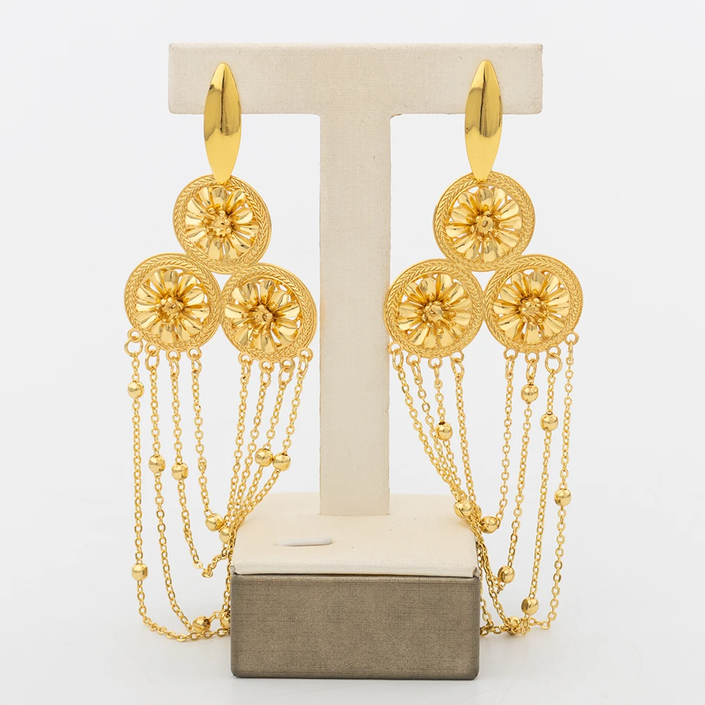 Gold Plated Long Earrings for Women Handmade Flower Design Dangle Earrings Weddings Bride Jewelry Dubai Gold Color Ear Accessory
Gold Plated Long Earrings for Women Handmade Flower Design Dangle Earrings Weddings Bride Jewelry Dubai Gold Color Ear Accessory
