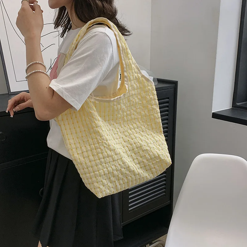 Foreign Capacity Casual Shoulder Bag New Fashion Bag 2023 Summer Simple Handbag Personalized Solid Color Bag Purses and Handbags
Foreign Capacity Casual Shoulder Bag New Fashion Bag 2023 Summer Simple Handbag Personalized Solid Color Bag Purses and Handbags