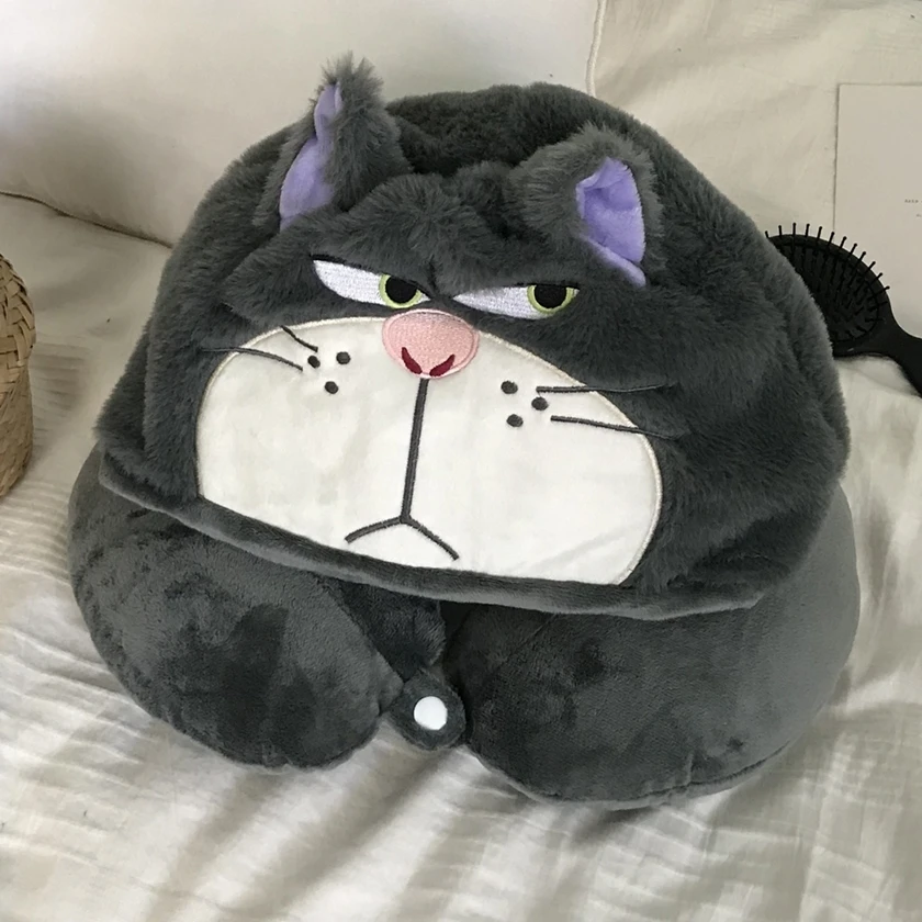 MINISO У-образная подушка для шеи с капюшоном серый
MINISO У-образная подушка для шеи с капюшоном серый