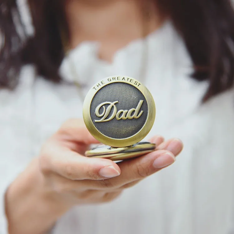 The Greatest Dad Pocket Watch Necklace Quartz Pendant FOB Watches with Chain for Father's Day Daddy Grandpa Father Gift Present 
The Greatest Dad Pocket Watch Necklace Quartz Pendant FOB Watches with Chain for Father's Day Daddy Grandpa Father Gift Present
