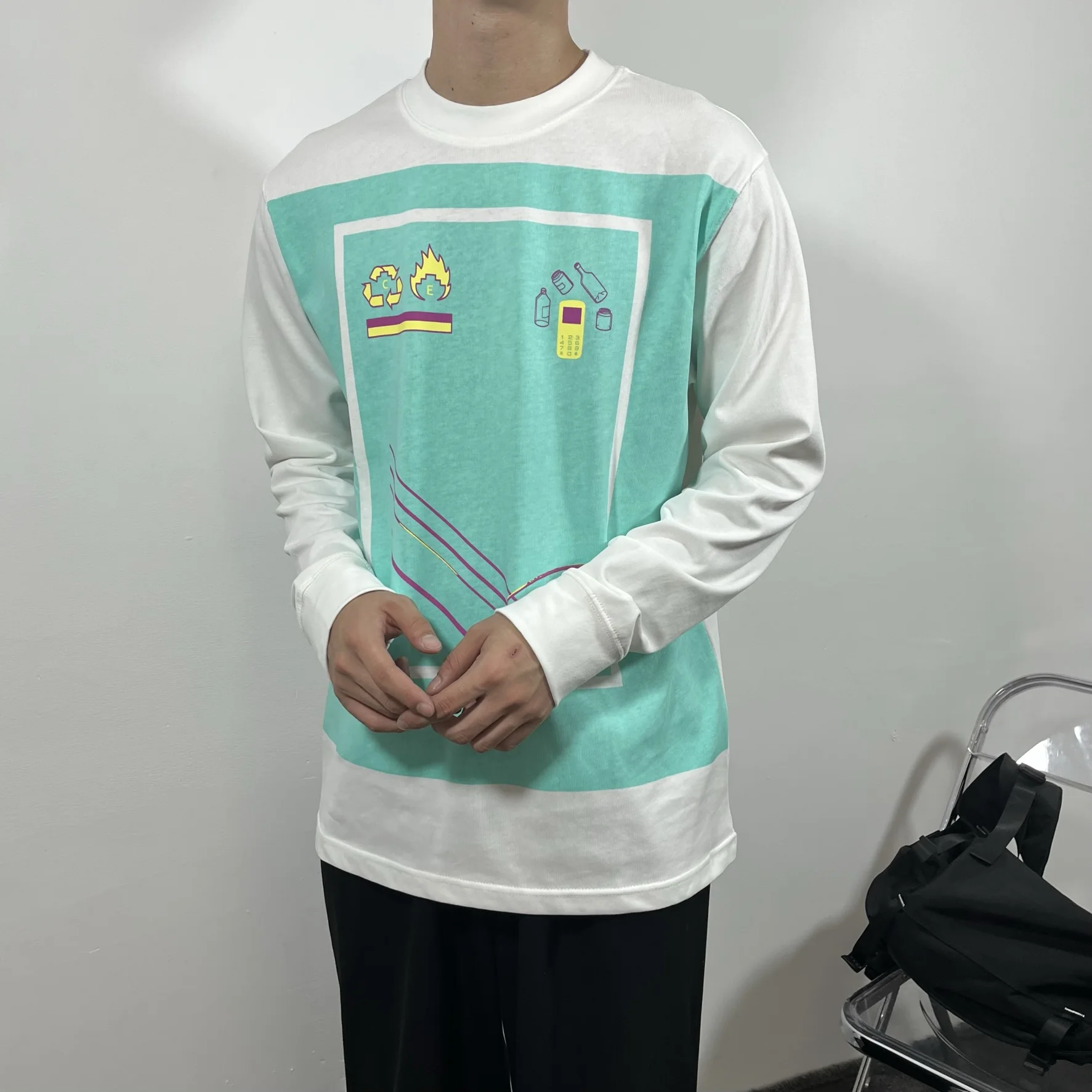 CAVEMPT Japanese Fashion Brand Simple Style C. E Long Sleeve T-shirt Printed Loose Round Neck Casual Undercoat for Men and Women
CAVEMPT Japanese Fashion Brand Simple Style C. E Long Sleeve T-shirt Printed Loose Round Neck Casual Undercoat for Men and Women