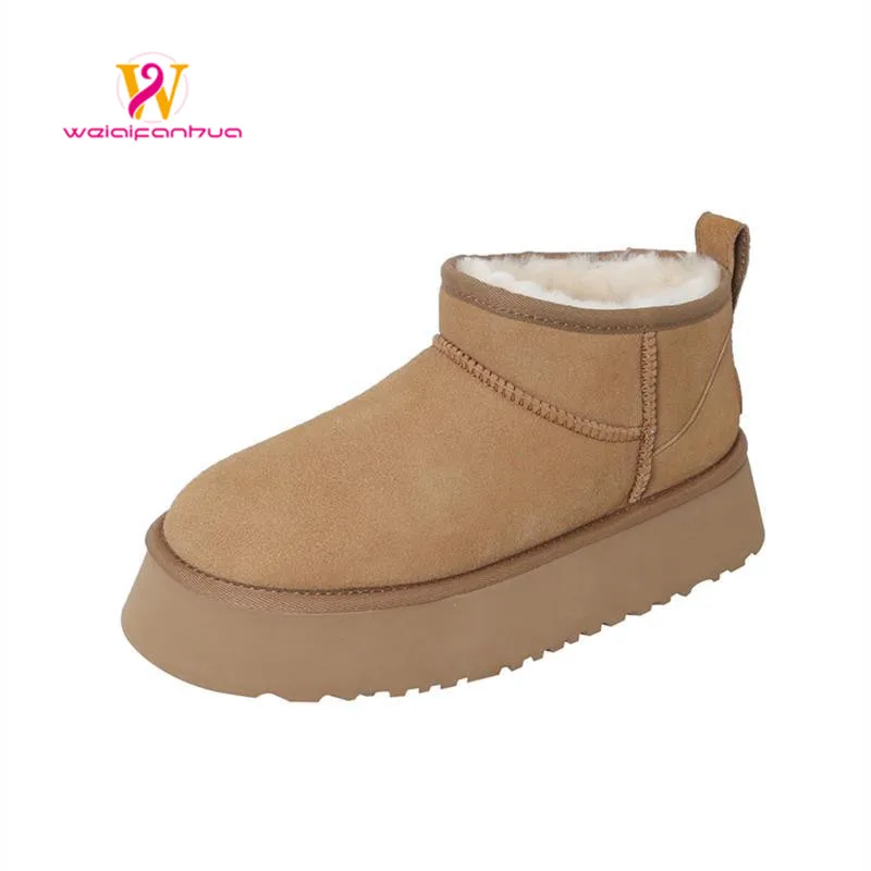 WEIAIFANHASnow boots women's platform outer fur shoes 2022 winter new fur integrated round toe muffin bottom boots plush
WEIAIFANHASnow boots women's platform outer fur shoes 2022 winter new fur integrated round toe muffin bottom boots plush