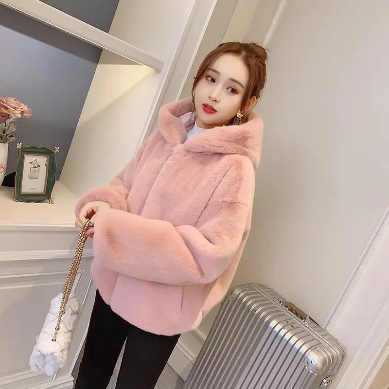 Thicken Mink Velvet Coat Women Winter Clothes Women Korean Jacket Version Loose Imitation Rabbit Fur Plush Hooded Fur Coats E639
Thicken Mink Velvet Coat Women Winter Clothes Women Korean Jacket Version Loose Imitation Rabbit Fur Plush Hooded Fur Coats E639