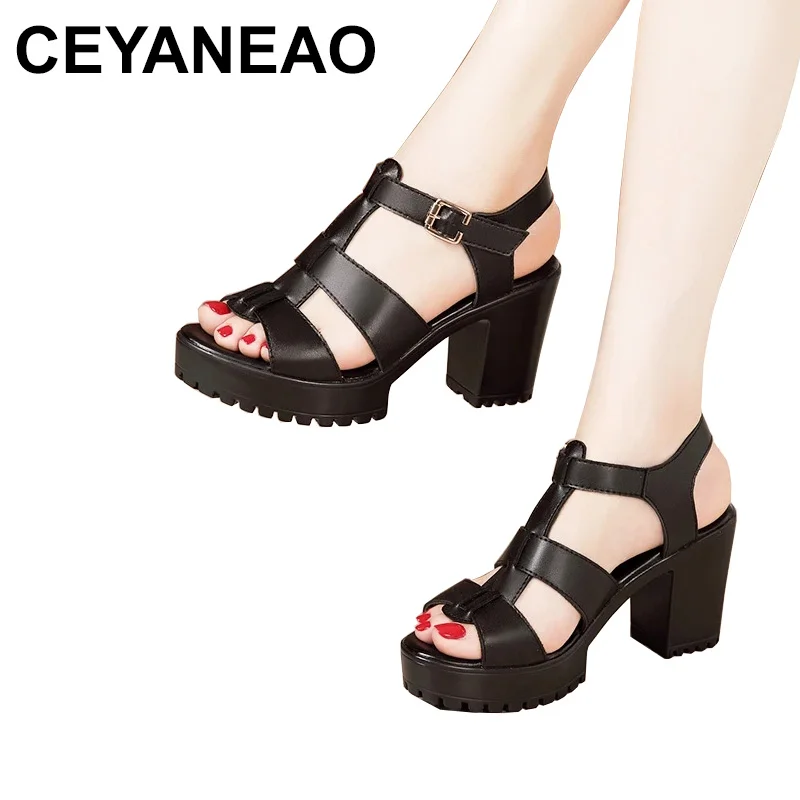 Женские босоножки на платформе и блочном каблуке, размеры 32-43
Женские босоножки на платформе и блочном каблуке, размеры 32-43