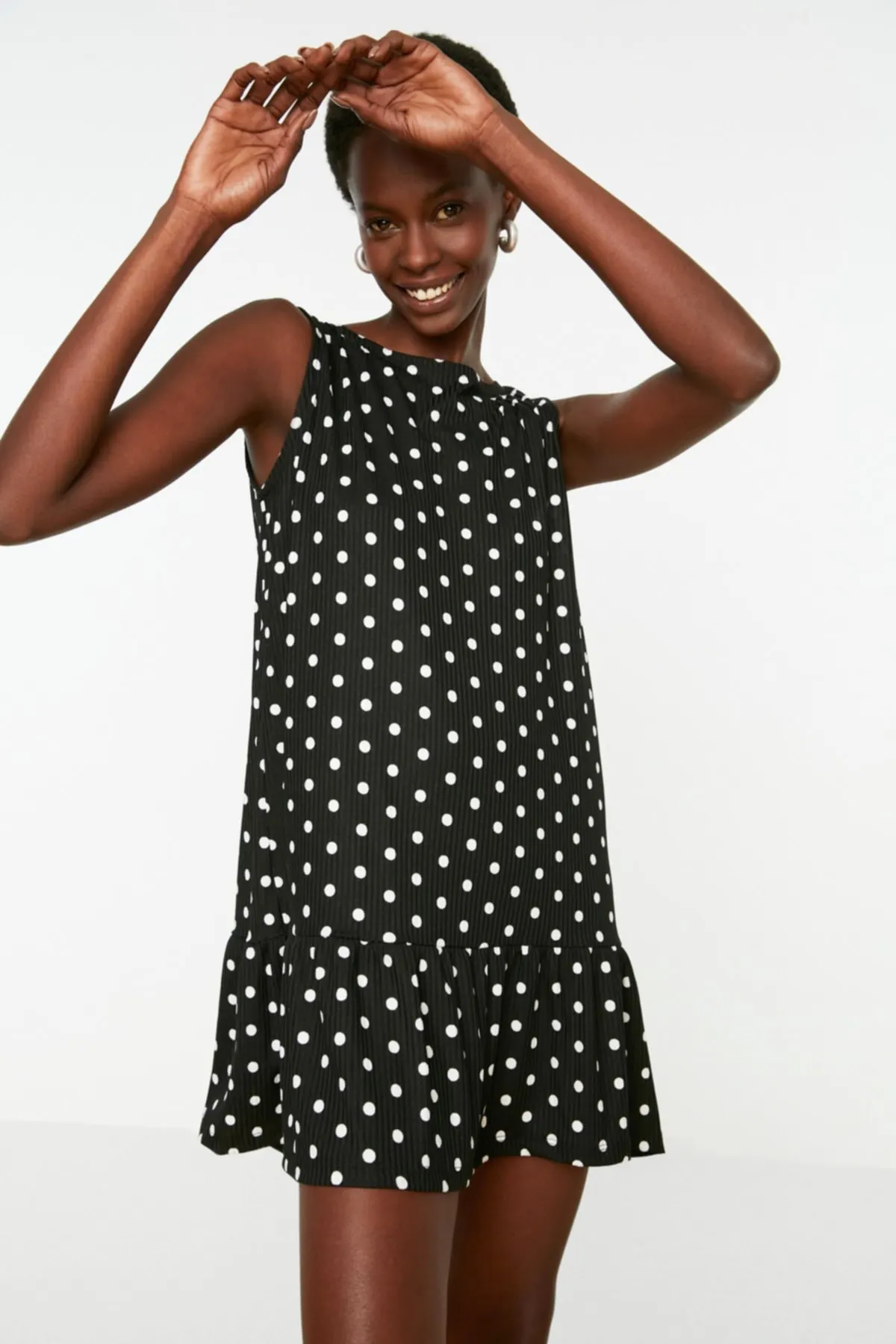 Женское платье с черными оборками и принтом ленты, элегантное модное повседневное удобное летнее пляжное платье в стиле бохо с коротким рук...
Женское платье с черными оборками и принтом ленты, элегантное модное повседневное удобное летнее пляжное платье в стиле бохо с коротким рук...