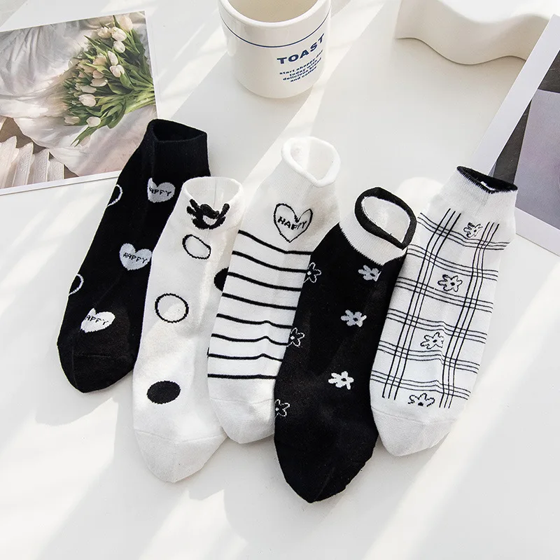 Женские дизайнерские носки в стиле Харадзюку, модные милые геометрические хлопковые носки-лодочки для пар, весенне-летние корейские мужски...
Женские дизайнерские носки в стиле Харадзюку, модные милые геометрические хлопковые носки-лодочки для пар, весенне-летние корейские мужски...
