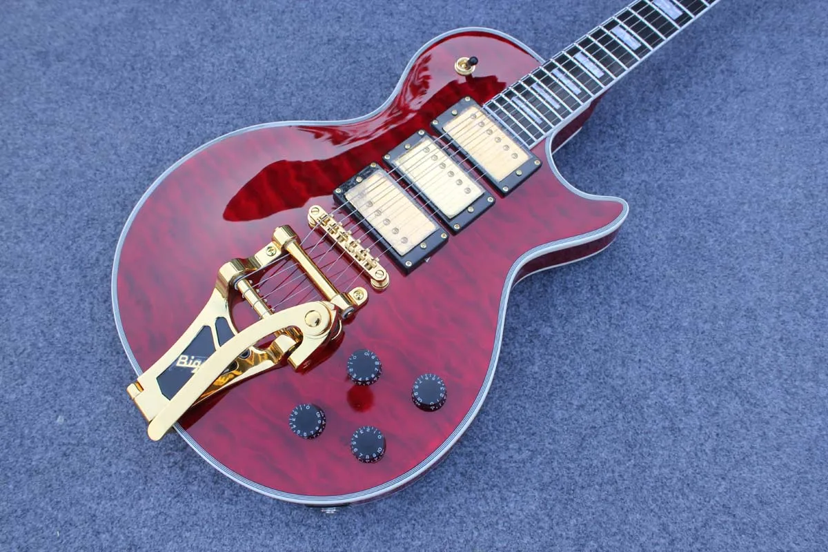Oem 6 string electric guitar,Flame Maple top,White binding BigTremolo, free delivery
Oem 6 string electric guitar,Flame Maple top,White binding BigTremolo, free delivery