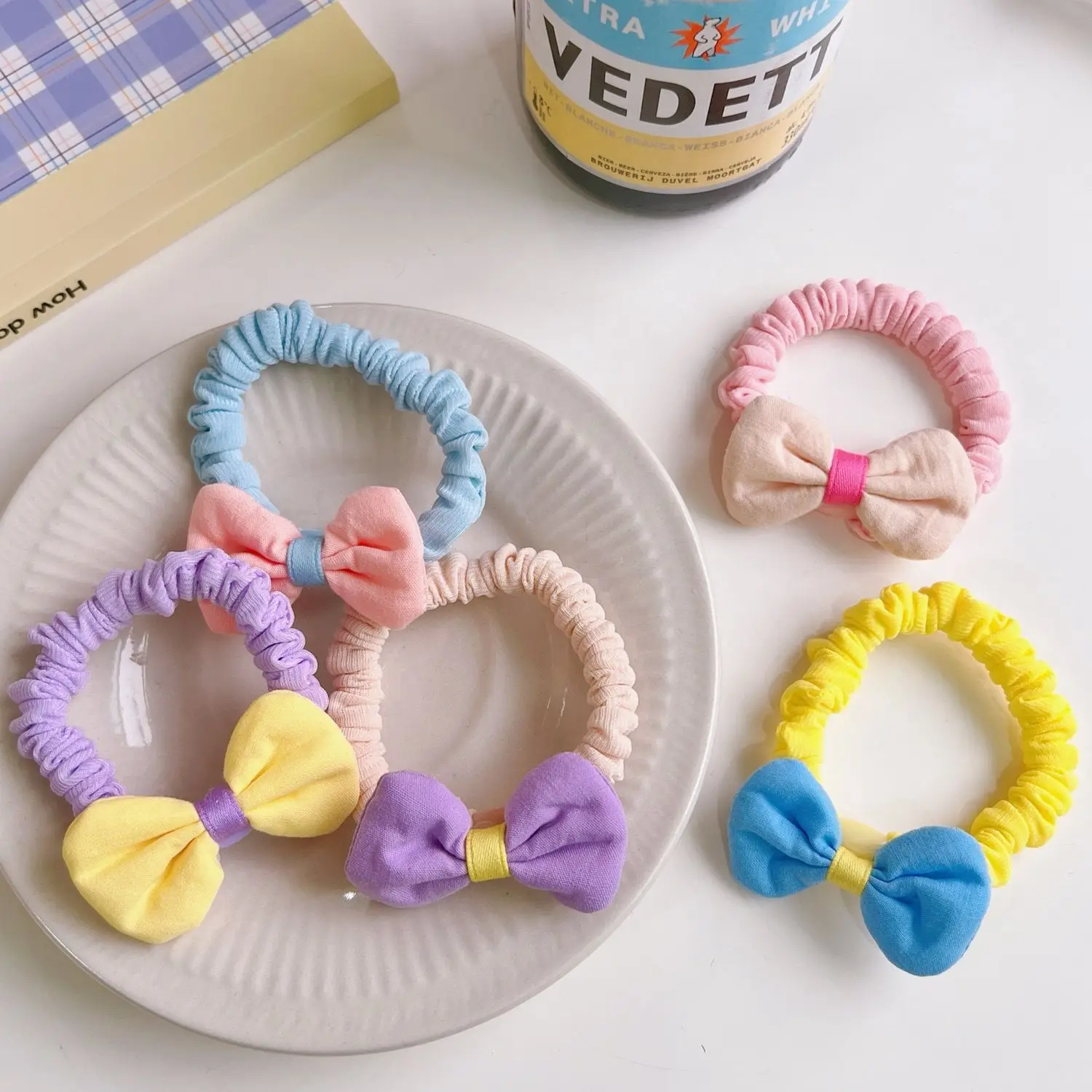 Korean New Women Elegant Bow Hair Ties Elastic Hair Bands Ponytail Holder Scrunchies Sweet Candy Color Hair Rope Hair Rings
Korean New Women Elegant Bow Hair Ties Elastic Hair Bands Ponytail Holder Scrunchies Sweet Candy Color Hair Rope Hair Rings