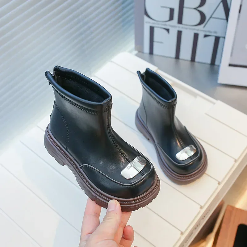 Children's Leather Boots 2023 Winter New Girl's Ankle Boot Student Thick Bottom Fashion Causal Kids Short Cotton Boots Versatile
Children's Leather Boots 2023 Winter New Girl's Ankle Boot Student Thick Bottom Fashion Causal Kids Short Cotton Boots Versatile