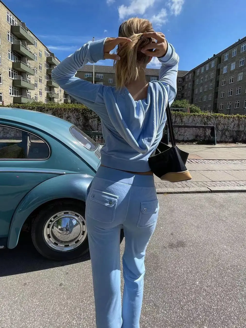 2023 Women Autumn Winter Outfits Casual Zipper Sweater Hoodie Set High Waist Skinny Pants Suits Knitted Womens Y2k Two Piece Set
2023 Women Autumn Winter Outfits Casual Zipper Sweater Hoodie Set High Waist Skinny Pants Suits Knitted Womens Y2k Two Piece Set