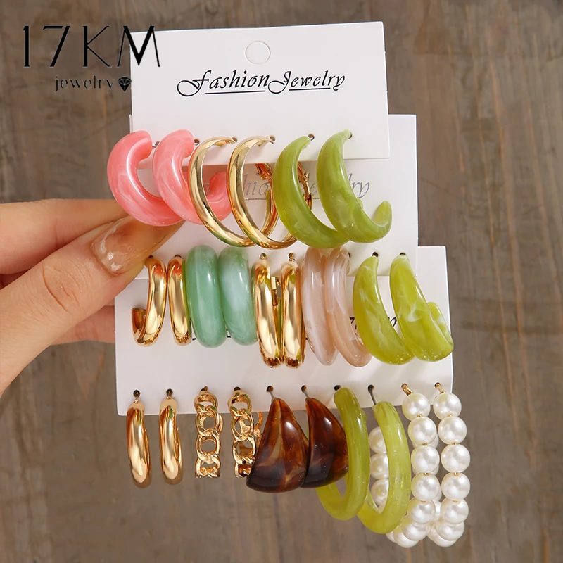 Симпатичные акриловые серьги набор для женщин-девочек мода сладкие красочные смолы драки серьги набор серьги партии украшения
Симпатичные акриловые серьги набор для женщин-девочек мода сладкие красочные смолы драки серьги набор серьги партии украшения