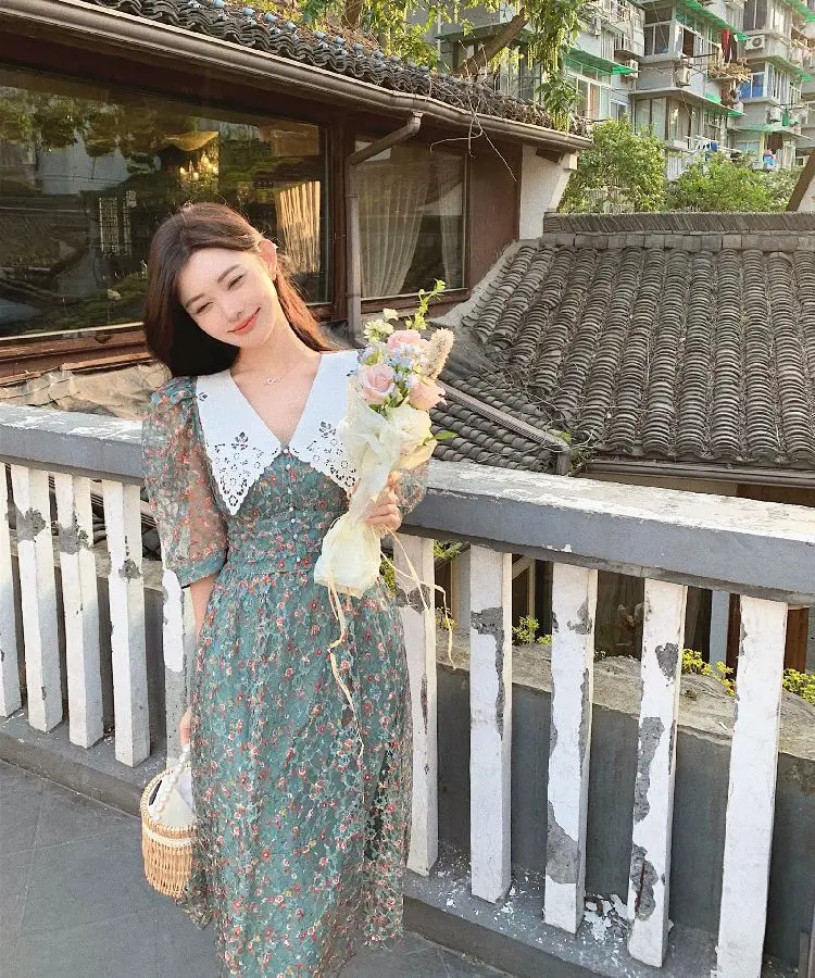 COIGARSAM Women's Summer Dress 2022 New Patchwork Embroidery Floral Print Mesh Long Brief Paragraph Dresses Dropshipping
COIGARSAM Women's Summer Dress 2022 New Patchwork Embroidery Floral Print Mesh Long Brief Paragraph Dresses Dropshipping