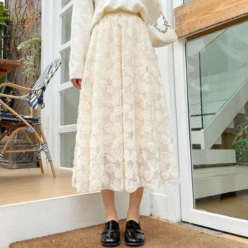 Female Floral Embroidery Korean Style Fresh A-line Skirt Women Elegant Trendy Popular All-match Bottom Soft Draped Lace Skirts
Female Floral Embroidery Korean Style Fresh A-line Skirt Women Elegant Trendy Popular All-match Bottom Soft Draped Lace Skirts