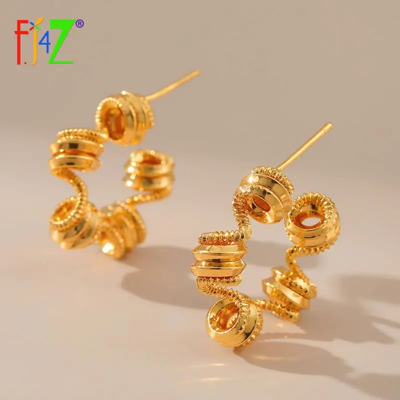 F.J4Z Waterproof Chic Earring Hoops Fashion Unique Twisted Gold Color Copper Earrings for Women Minimalist Trendy Bijoux
F.J4Z Waterproof Chic Earring Hoops Fashion Unique Twisted Gold Color Copper Earrings for Women Minimalist Trendy Bijoux