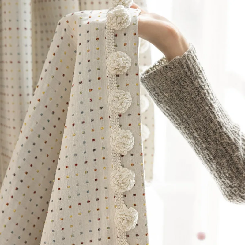 Затемняющая штора DUOFEIYA кремовая
Затемняющая штора DUOFEIYA кремовая