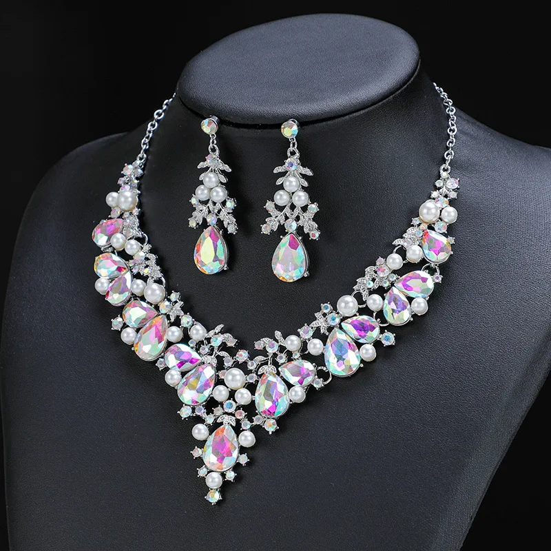 2pcs European and American Light Luxury Necklace Earrings Diamond Set Atmospheric Elegant Bridal Dress Factory Direct Sales
2pcs European and American Light Luxury Necklace Earrings Diamond Set Atmospheric Elegant Bridal Dress Factory Direct Sales