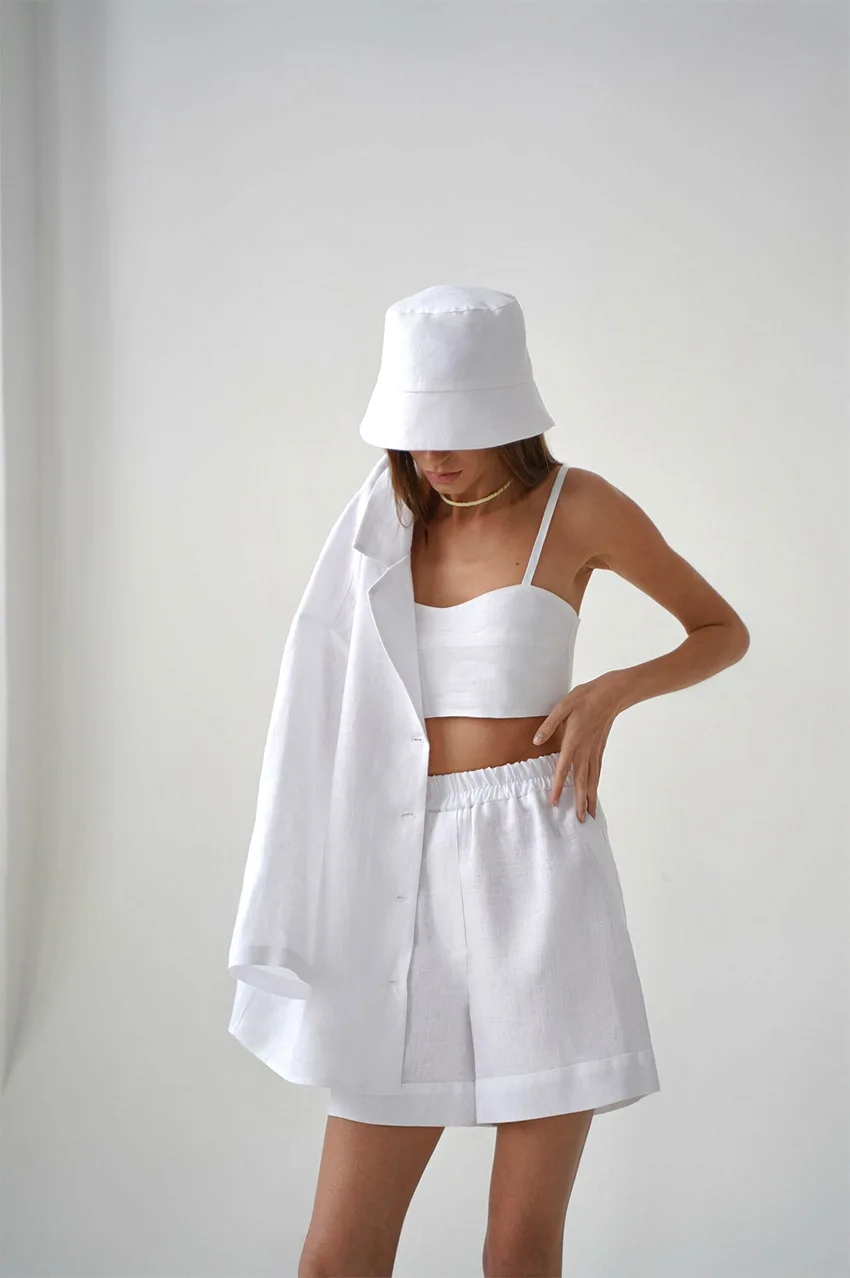 Women's 2022 Long Sleeve Casual Top Set Wide Leg Shorts Set Two Piece Summer Solid 100% Cotton Shorts Set
Women's 2022 Long Sleeve Casual Top Set Wide Leg Shorts Set Two Piece Summer Solid 100% Cotton Shorts Set
