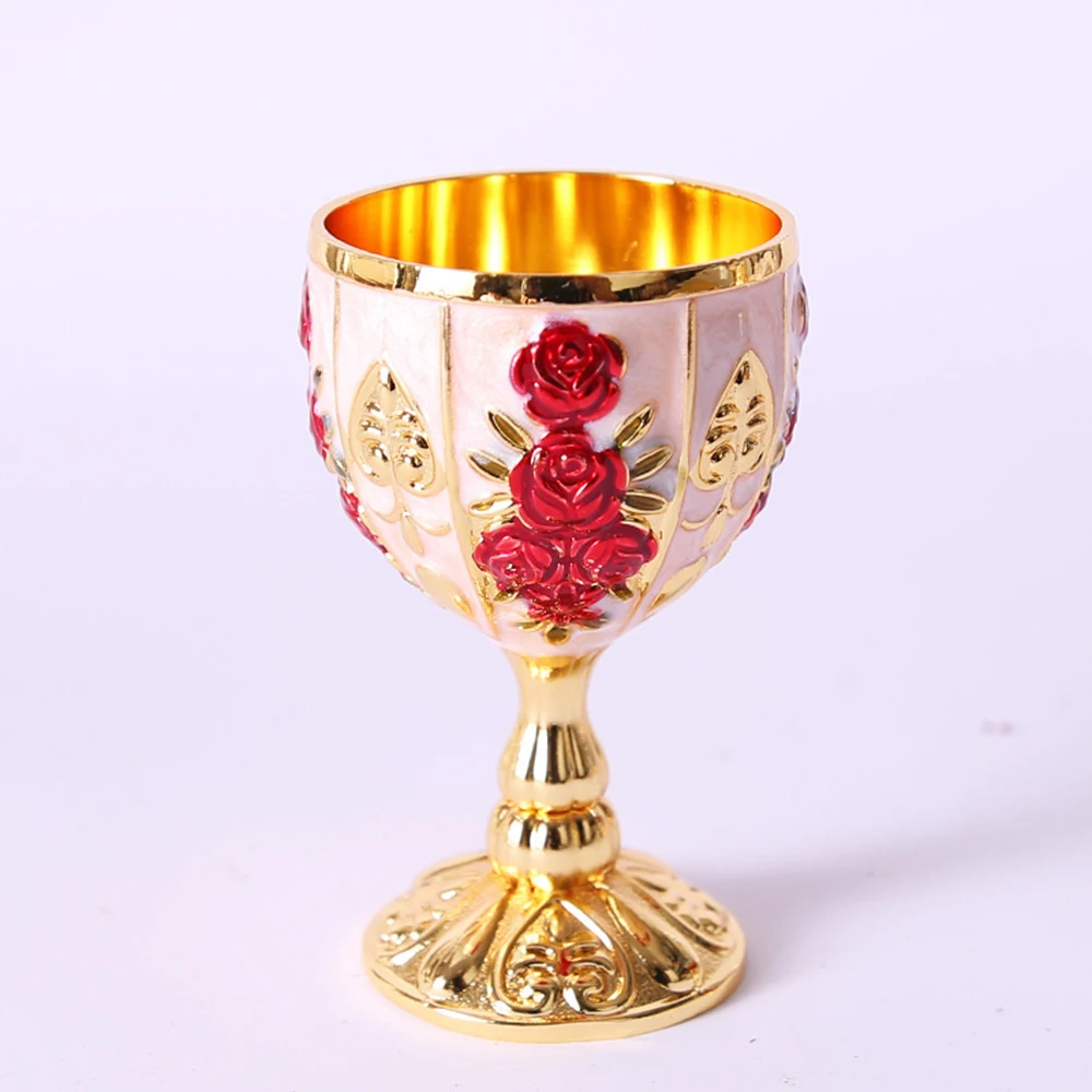 European Style Wine Cup Household Ornament Retro Small Beverage Tableware Vintage Wine Cup 30ML Alloy Creative
European Style Wine Cup Household Ornament Retro Small Beverage Tableware Vintage Wine Cup 30ML Alloy Creative
