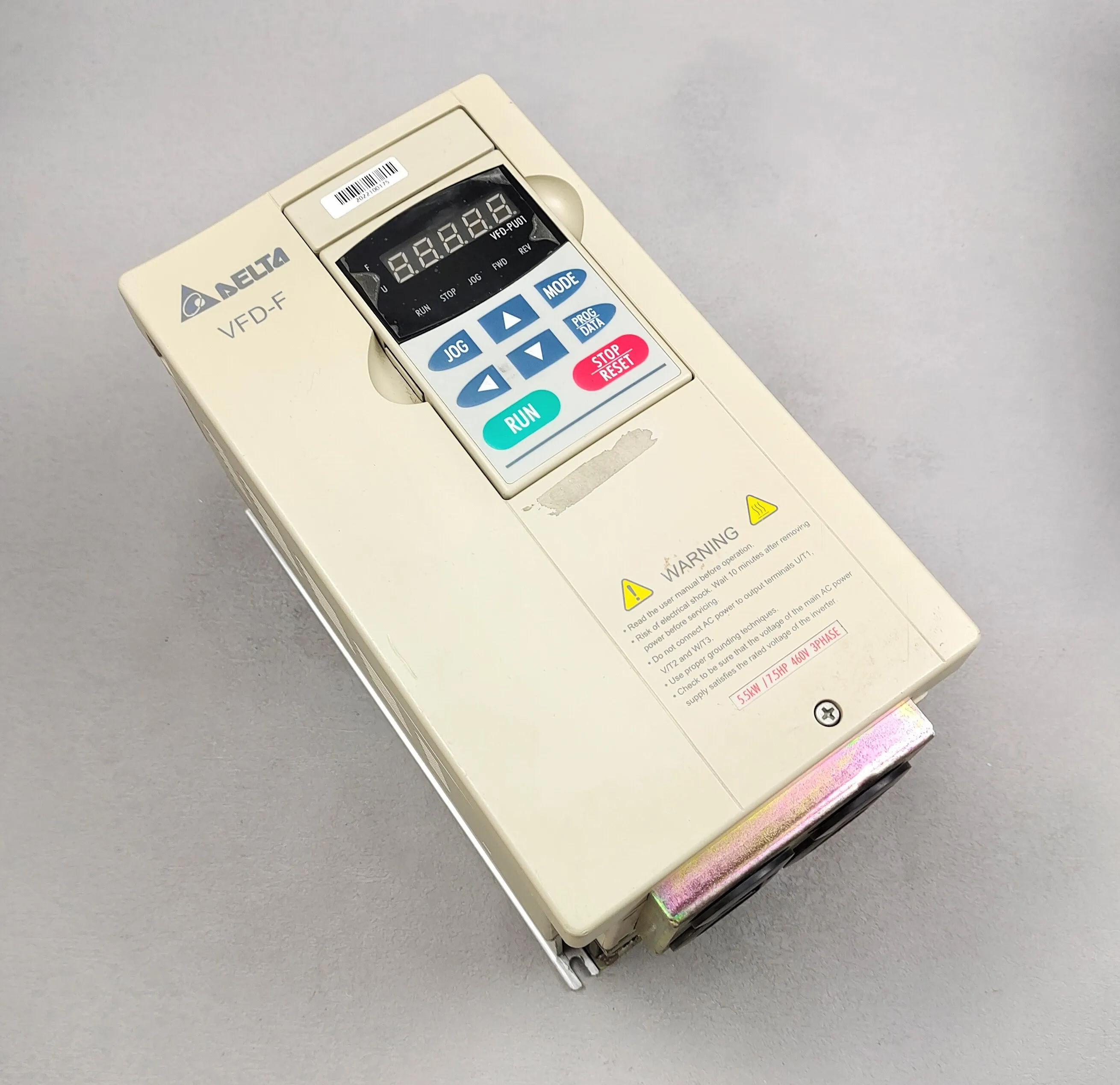 Б/у VFD055F43A Φ (проверка и чистка перед отправкой)
Б/у VFD055F43A Φ (проверка и чистка перед отправкой)