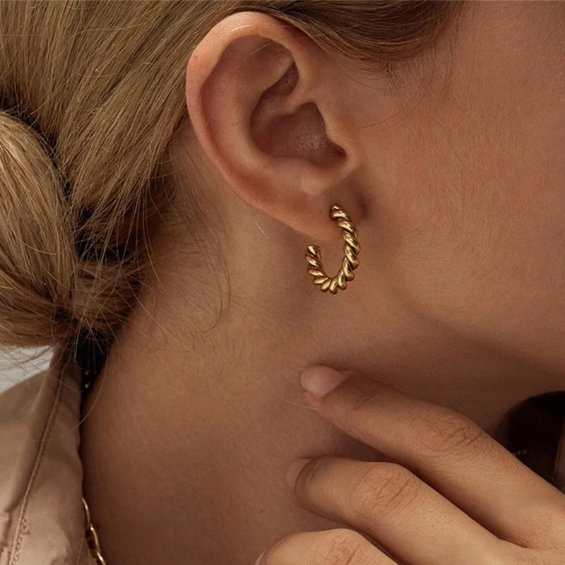 Vintage Spiral Twist Hoop Earrings For Women Trendy Gold Color Earrings Punk Hip Hop Jewelry Wholesale
Vintage Spiral Twist Hoop Earrings For Women Trendy Gold Color Earrings Punk Hip Hop Jewelry Wholesale
