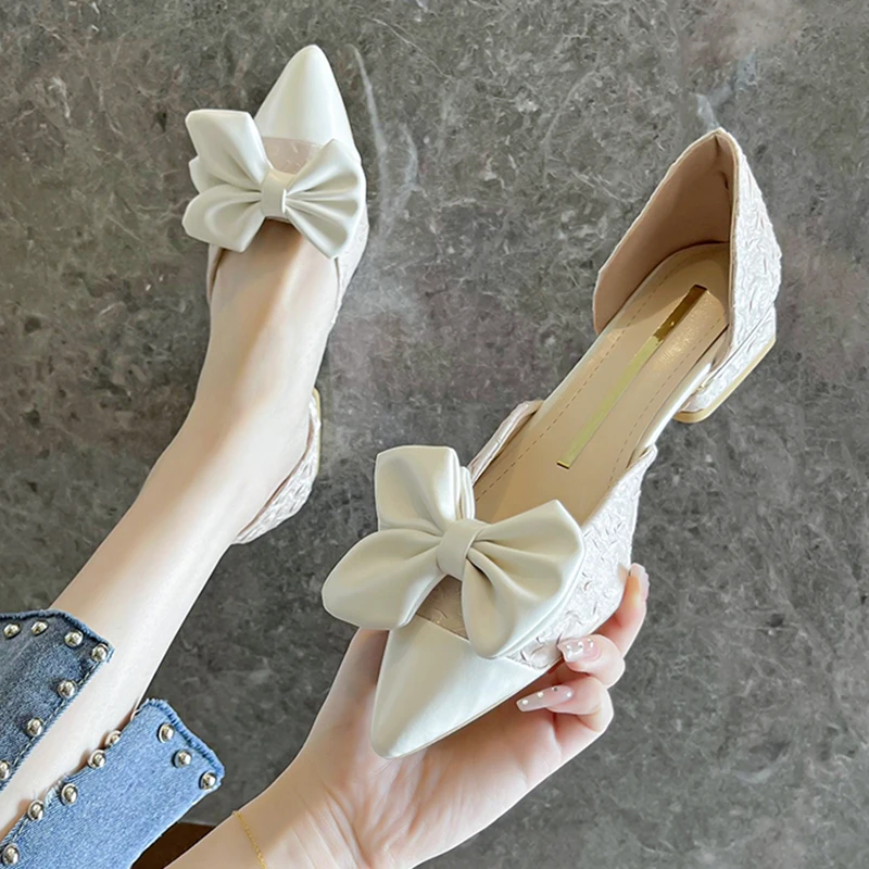 JMPRS Fashion Pleated Bowtie Pumps Women 2022 Autumn Pointed Toe Low Heels Shoes Woman Green Thick Heeled Party Shoes Female
JMPRS Fashion Pleated Bowtie Pumps Women 2022 Autumn Pointed Toe Low Heels Shoes Woman Green Thick Heeled Party Shoes Female