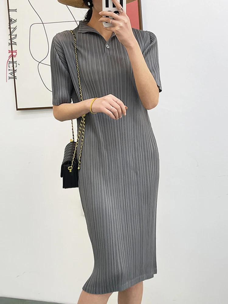 LANMREM 2023 New Solid Pleated Dress For Women Lapel Short Sleeves Casual Dresses Loose Female Clothing Summer Tide 2YA763
LANMREM 2023 New Solid Pleated Dress For Women Lapel Short Sleeves Casual Dresses Loose Female Clothing Summer Tide 2YA763