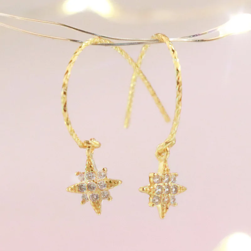 Shining Stars and Stars Sterling Silver Inlaid with Zircon Meteor Women's Earrings Golden Meteor Mood Hanging Earrings
Shining Stars and Stars Sterling Silver Inlaid with Zircon Meteor Women's Earrings Golden Meteor Mood Hanging Earrings