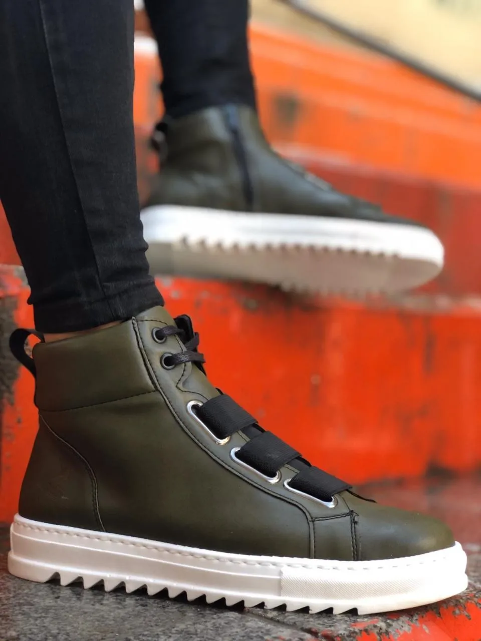 BOA Causal Men Sports Boots Half Wrist Khaki Green Color White Outsole Lace-Up Zipper 3 Bant Wheel Waterproof Original BA0060
BOA Causal Men Sports Boots Half Wrist Khaki Green Color White Outsole Lace-Up Zipper 3 Bant Wheel Waterproof Original BA0060