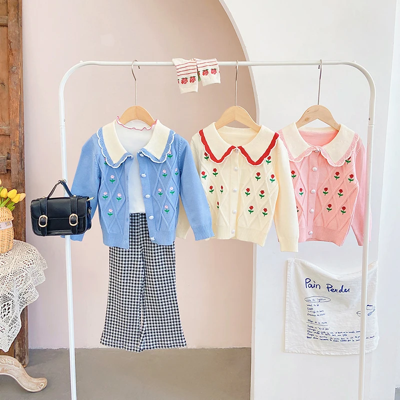 Girls Doll Collar Sweater Korean Version Knitted Cardigan For Kids Embroidered Knit Tops Jacket 2022 Autumn Winter Girl Clothing
Girls Doll Collar Sweater Korean Version Knitted Cardigan For Kids Embroidered Knit Tops Jacket 2022 Autumn Winter Girl Clothing