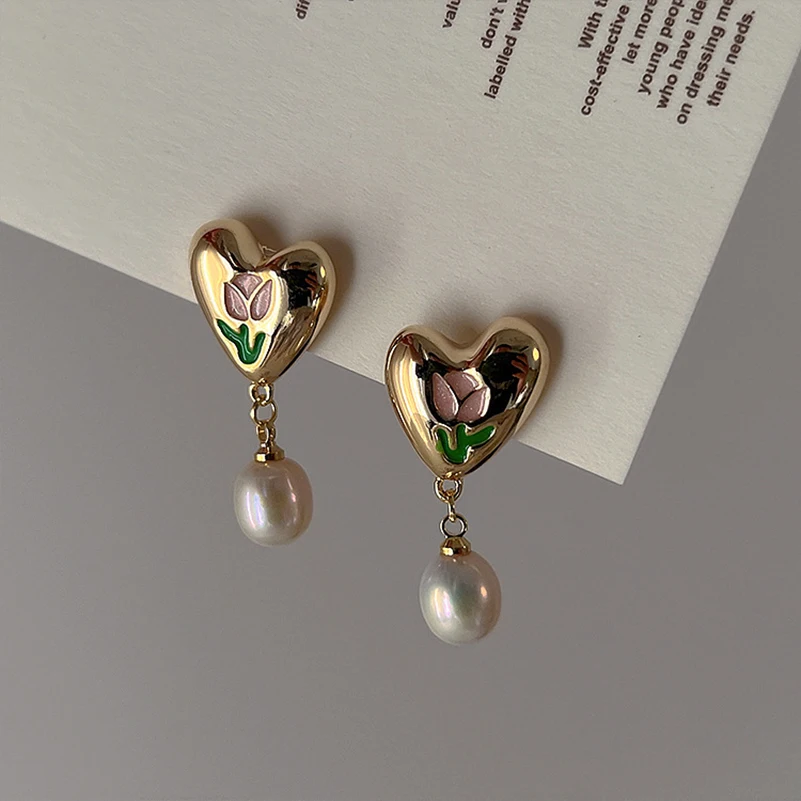 French Retro Dripping Oil Tulip Metal Love-Heart Pearl Earrings Female Personality Fashion Simple Temperament All-Match Jewelry
French Retro Dripping Oil Tulip Metal Love-Heart Pearl Earrings Female Personality Fashion Simple Temperament All-Match Jewelry