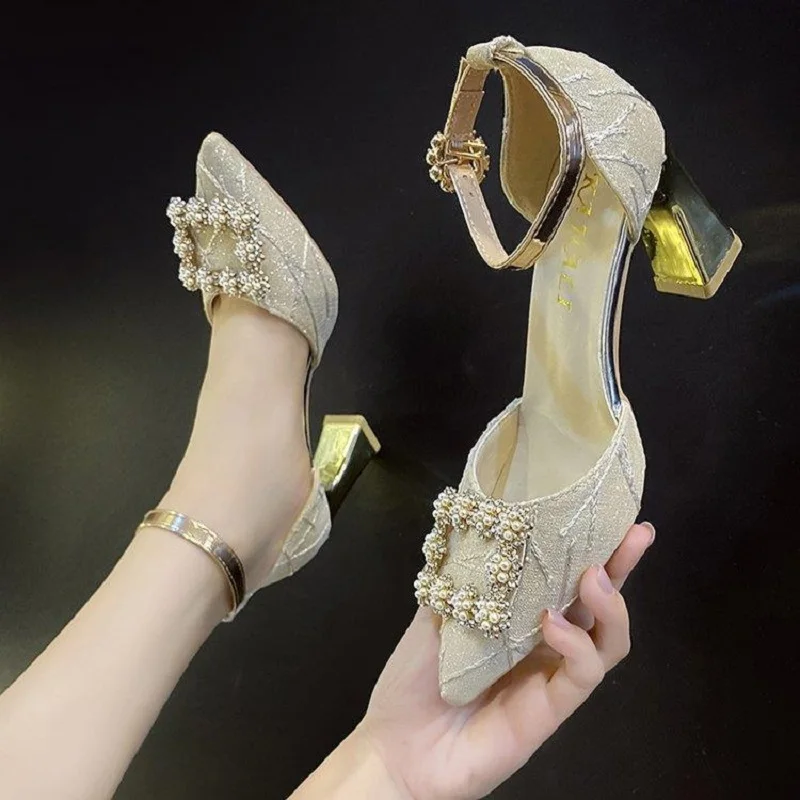 High-heeled Women's Single Shoes 2022 New Spring Autumn Design Fashion Baotou Thick Heel Pearl High-end Summer Women's Sandals
High-heeled Women's Single Shoes 2022 New Spring Autumn Design Fashion Baotou Thick Heel Pearl High-end Summer Women's Sandals