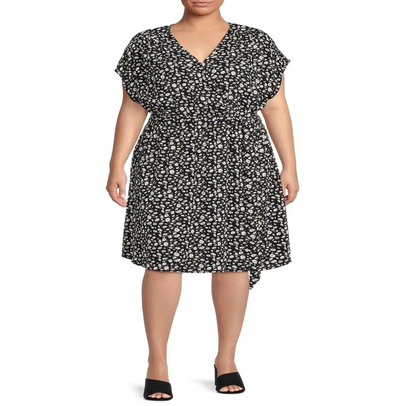 

by HMCN Women`s Plus Size Floral Print Wrap Dress