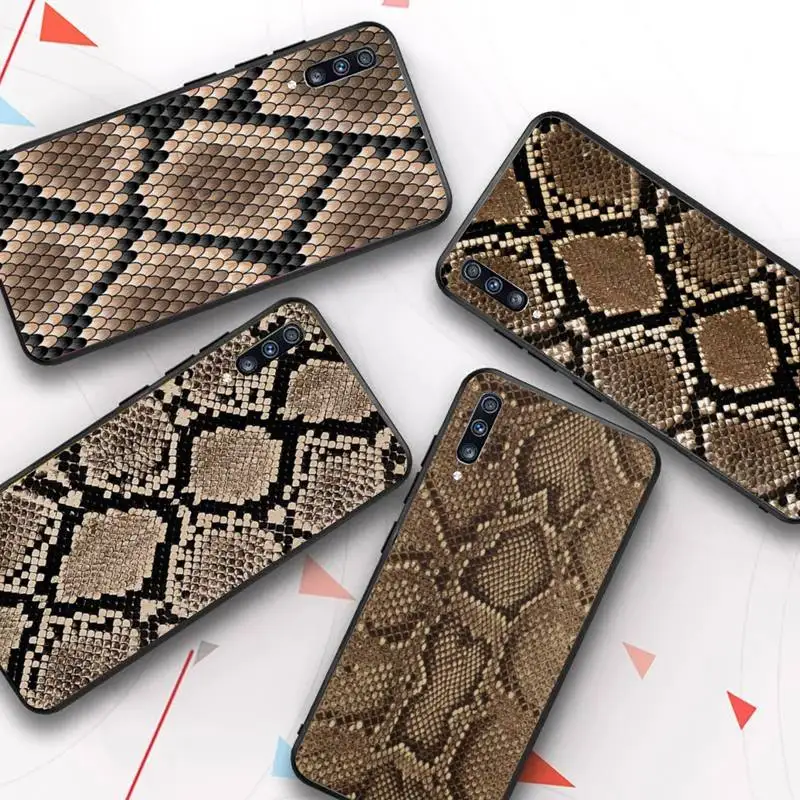 FHNBLJ Snake Skin Phone Case for Samsung A51 A30s A52 A71 A12 for Huawei Honor 10i for OPPO vivo Y11 cover
FHNBLJ Snake Skin Phone Case for Samsung A51 A30s A52 A71 A12 for Huawei Honor 10i for OPPO vivo Y11 cover