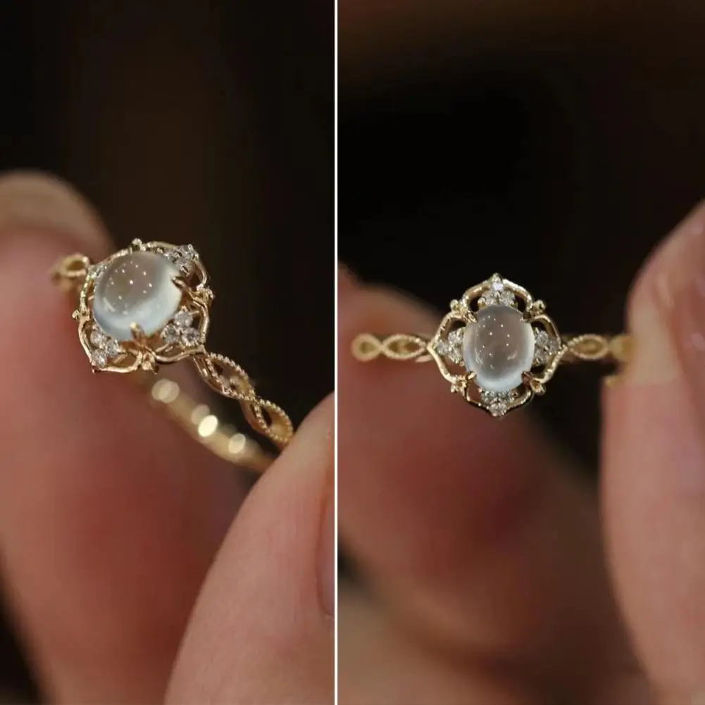 Ladies Ring Stylish Anti-fade Sparkling Ladies Faux Moonstone Proposal Ring Daily Wear Fashion Ring Forefinger Ring
Ladies Ring Stylish Anti-fade Sparkling Ladies Faux Moonstone Proposal Ring Daily Wear Fashion Ring Forefinger Ring