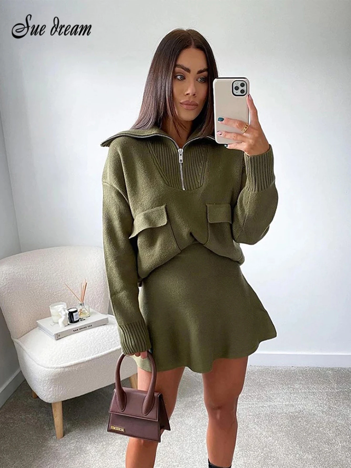 Winter Ladies Fashion Knit Top Long Sleeve High Tie Zip Knit Sweater Casual Sweater Pullover A-Line Skirt Ladies Set
Winter Ladies Fashion Knit Top Long Sleeve High Tie Zip Knit Sweater Casual Sweater Pullover A-Line Skirt Ladies Set