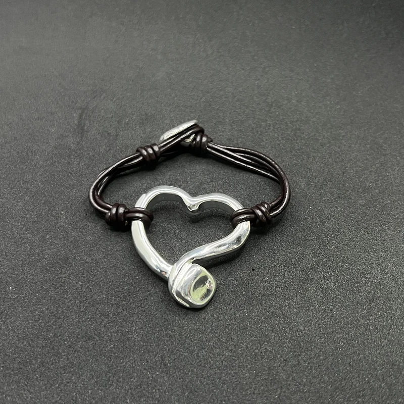 

Высококачественные ювелирные изделия Стильный Простой индивидуальный браслет серебряный браслет с сердцем улучшает темперамент бесплатная доставка