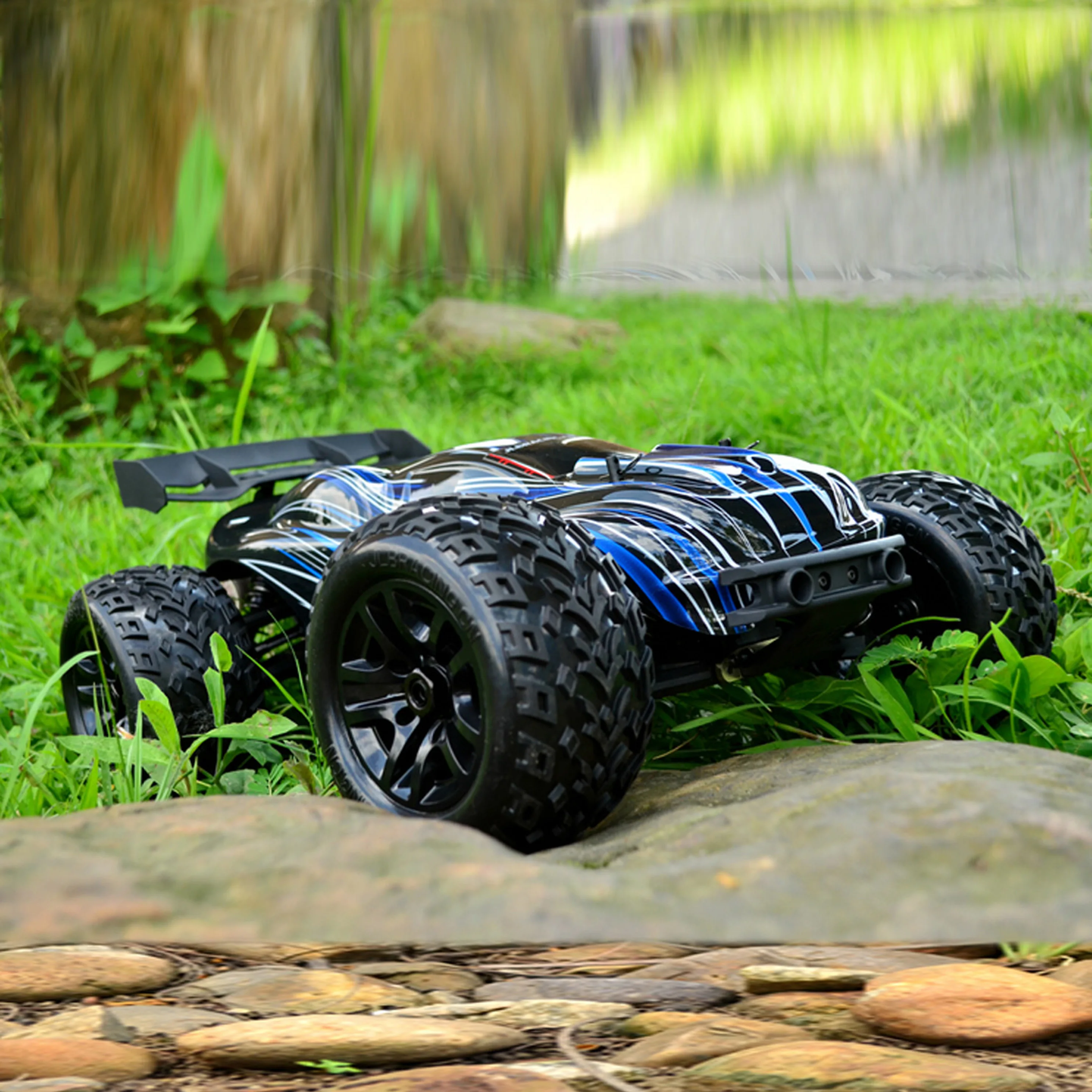 JLB Cheetah 1/10 RC Car Brushless 120A Upgrade Truggy 21101 RTR Remote Control Car Truck Cars for Adults Toys for Boys
JLB Cheetah 1/10 RC Car Brushless 120A Upgrade Truggy 21101 RTR Remote Control Car Truck Cars for Adults Toys for Boys