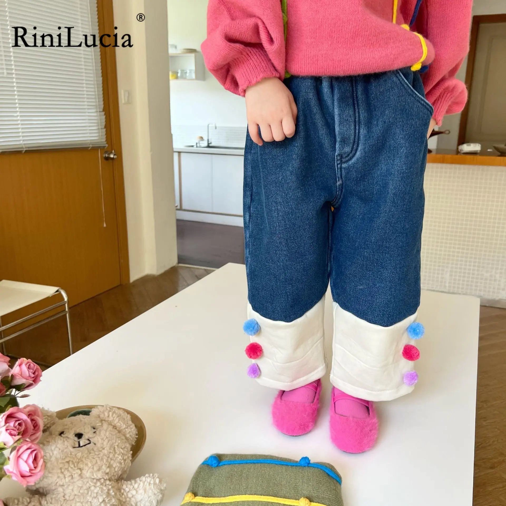 RiniLucia Children Clothing 2022 Winter Girls Denim Jeans Thickened Fashionable Baby Casual Pants Patchwork Warm Girls Pants
RiniLucia Children Clothing 2022 Winter Girls Denim Jeans Thickened Fashionable Baby Casual Pants Patchwork Warm Girls Pants